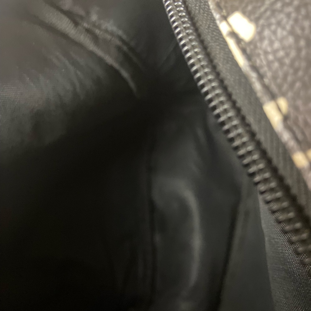 Friends Backpack - Picture 3 of 6
